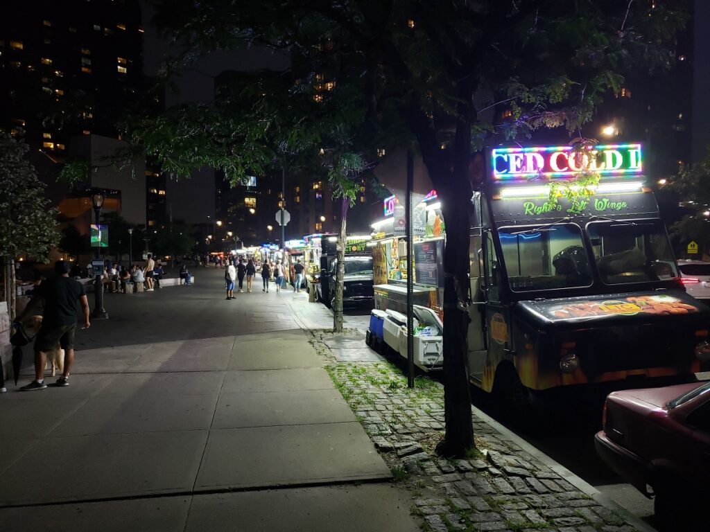 Center Boulevard food trucks